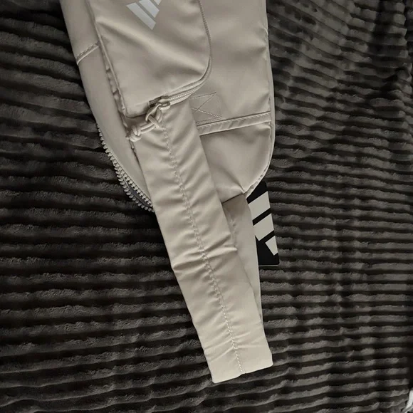 Adidas Alumina Grey Crossbody Bag with Logo - Picture 5 of 14